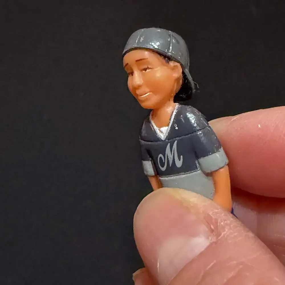 Lil Homies Series 3 B-Boy Figure-Collectible